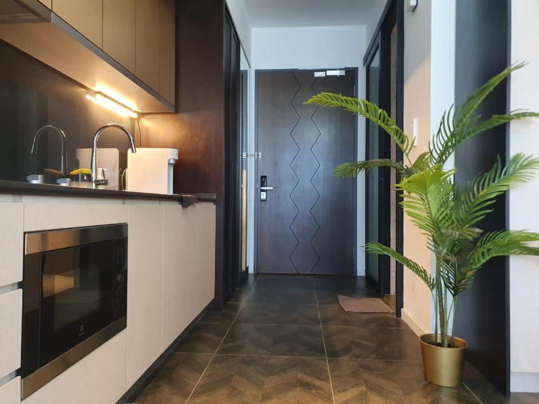 Scarletz Suites Twin Tower Klcc Kuala Lumpur By Okidoki المظهر الخارجي الصورة