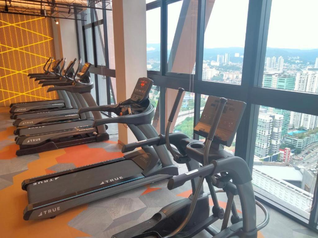 Scarletz Suites Twin Tower Klcc Kuala Lumpur By Okidoki المظهر الخارجي الصورة
